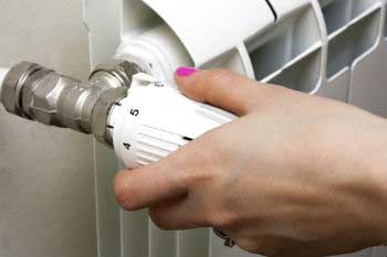 Keep the radiators at a constant temperature Keep the radiators at a constant temperature