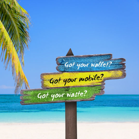 basura en la playa littering